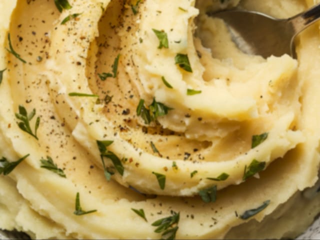 Organic Roasted Garlic Mashed Potatoes.